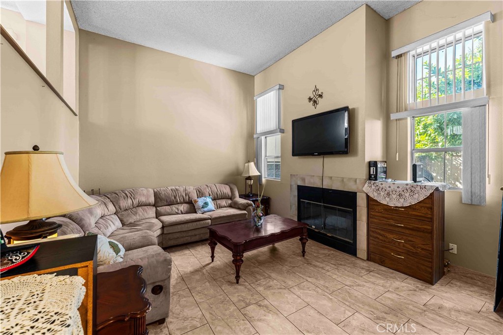 13550 Foothill Blvd 14 Property Photo 4