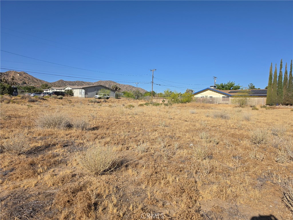 55685 Navajo Property Photo 3