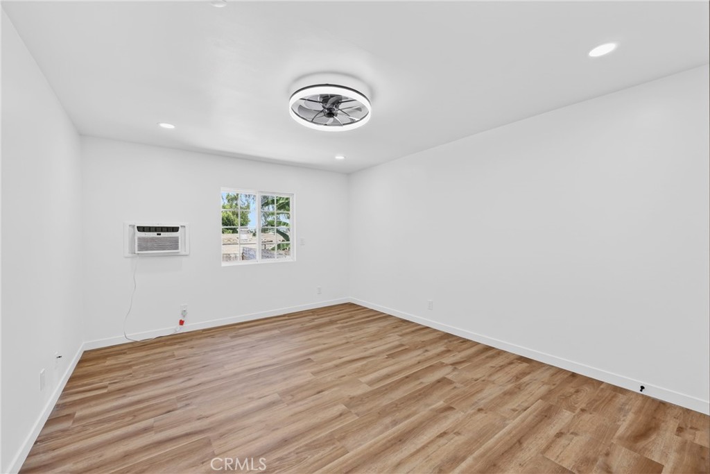 1031 N Fickett Property Photo 45