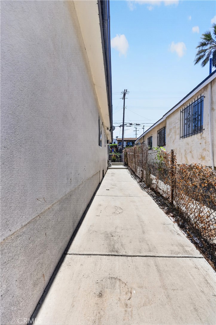 1031 N Fickett Property Photo 49