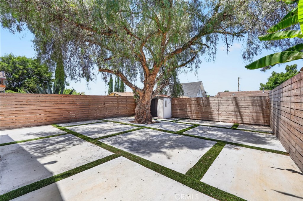 1031 N Fickett Property Photo 53