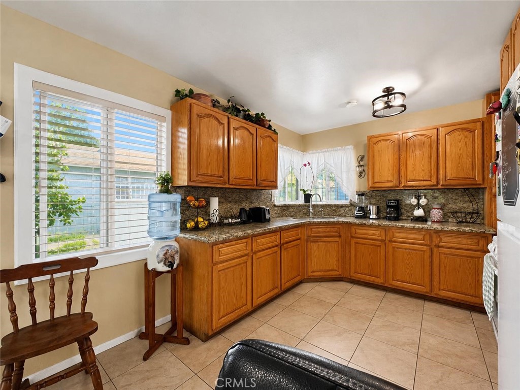 8617 Ivy Street Property Photo 7