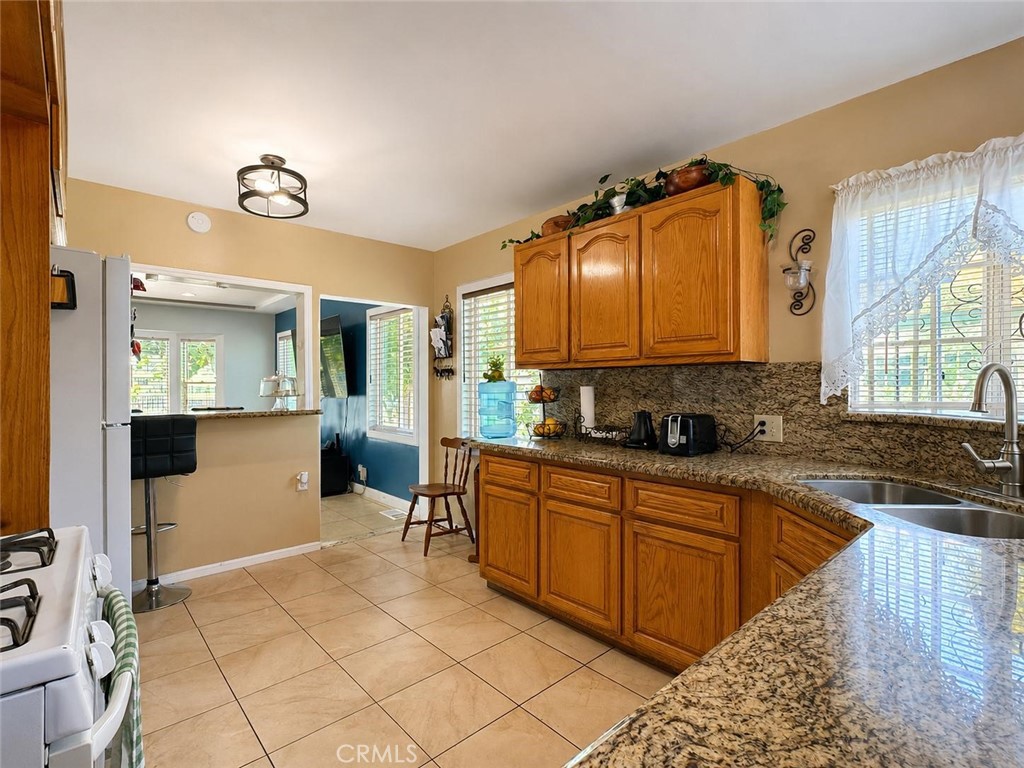 8617 Ivy Street Property Photo 9