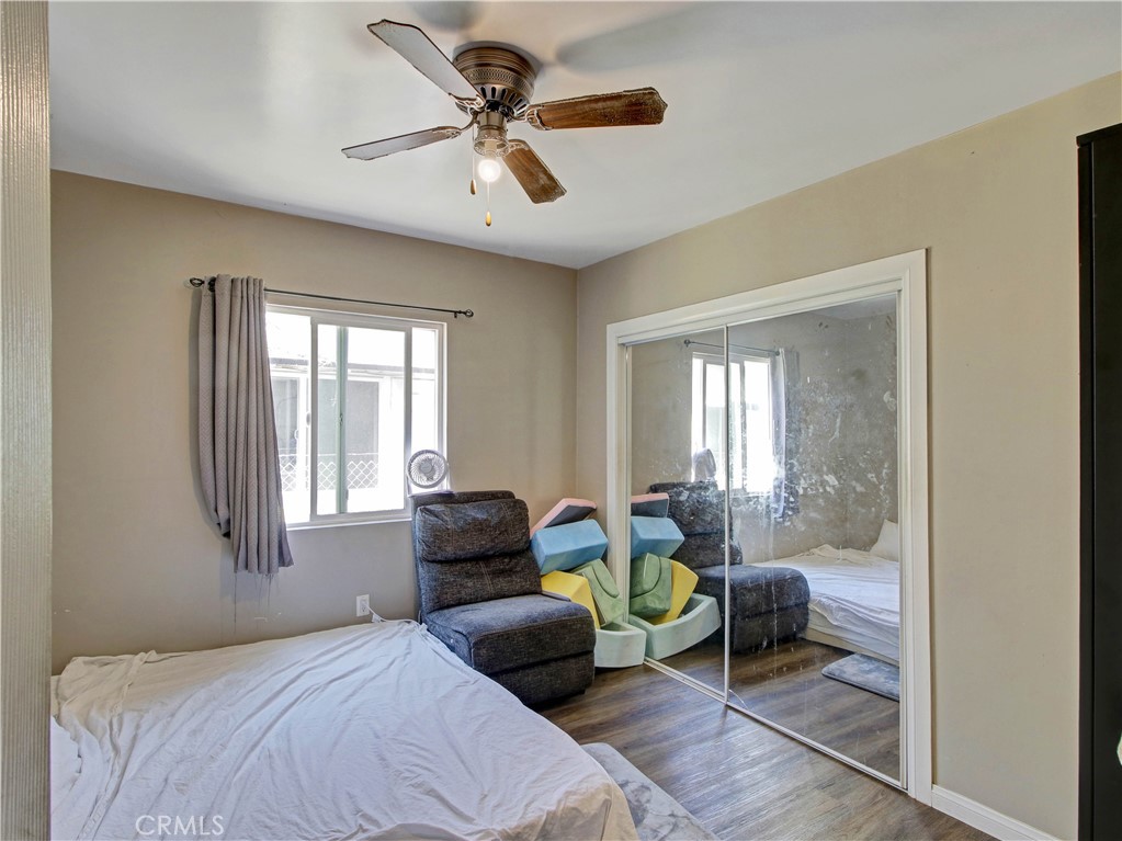 5420 Manhattan Place Property Photo 7