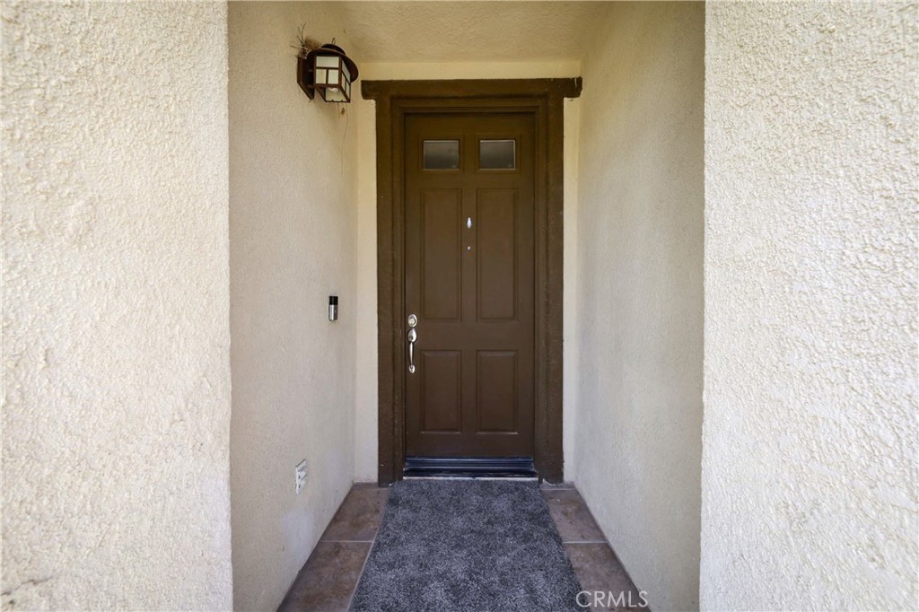 5702 Segovia Way Property Photo 4