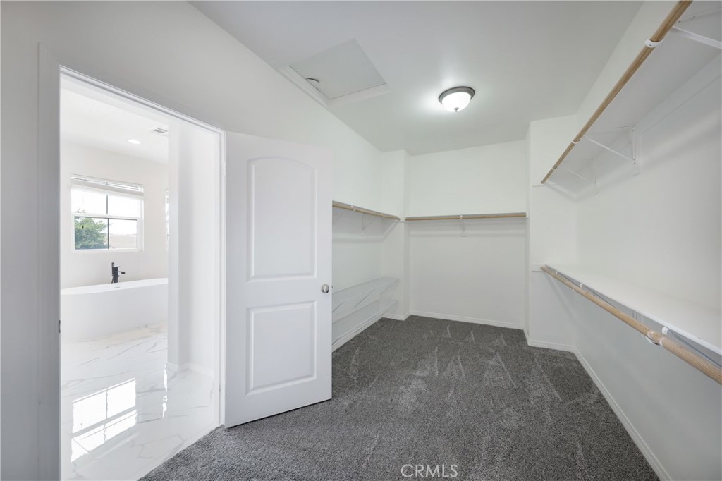 5702 Segovia Way Property Photo 20