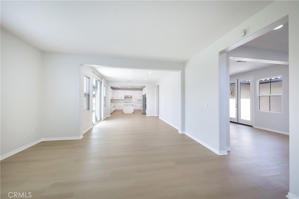 5702 Segovia Way Property Photo 30