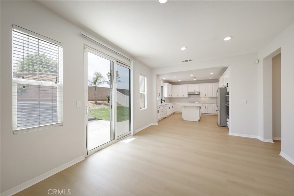 5702 Segovia Way Property Photo 31