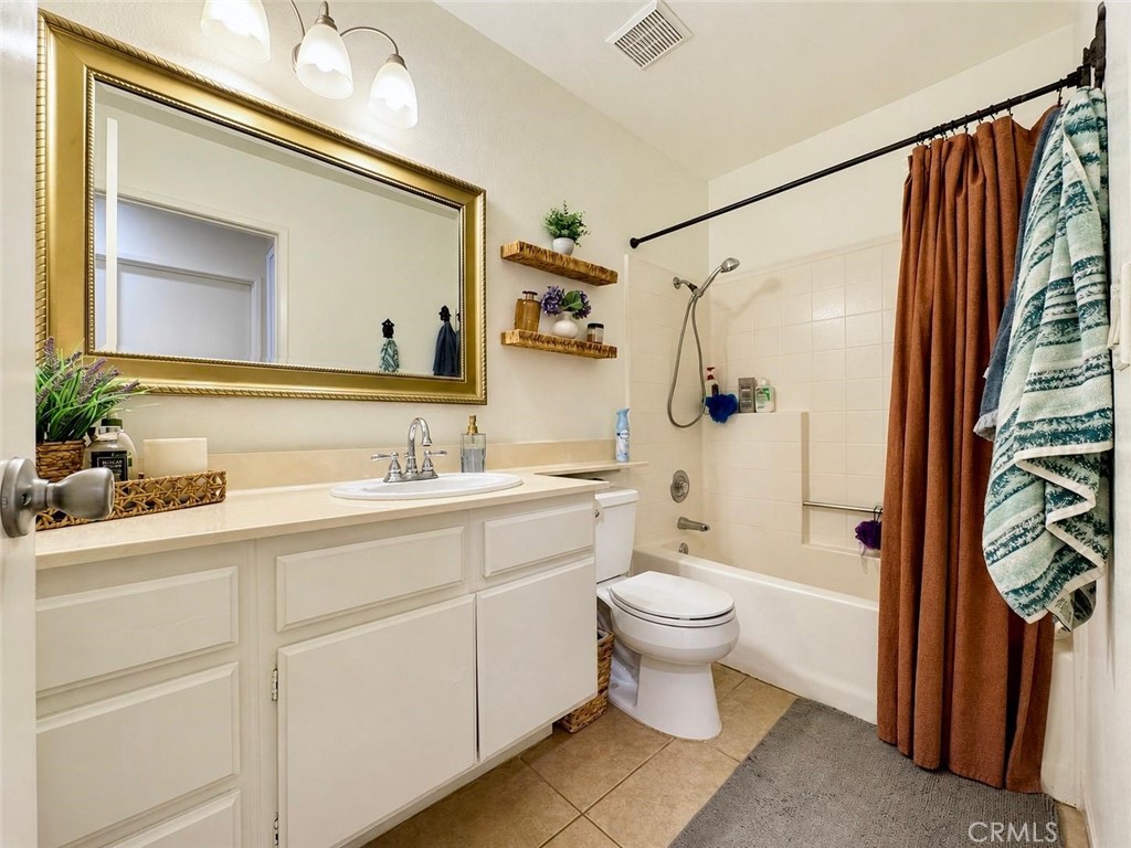 27704 Doreen Drive Property Photo 13
