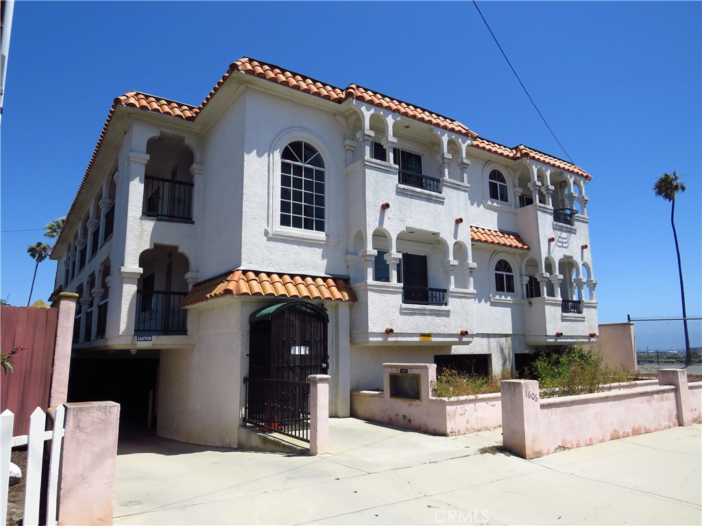 1606 S Palos Verdes Property Photo 2