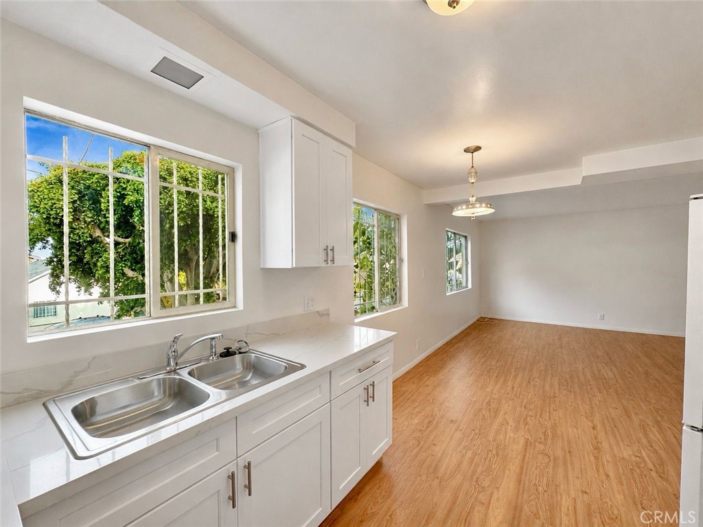 410 N Market Street 17 Property Photo 8