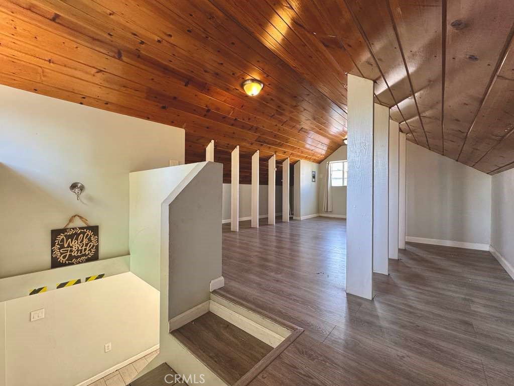 2980 Oakwood Avenue Property Photo 21