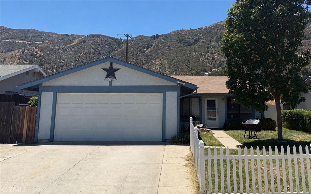 15228 Laguna Property Photo 1