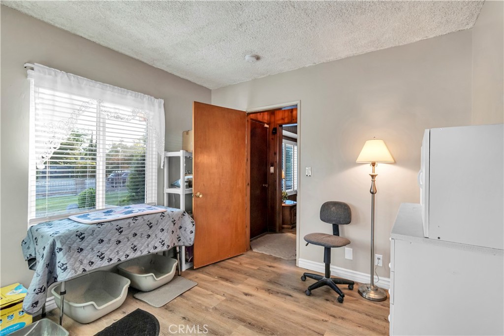 9300 Cayuga Avenue Property Photo 22