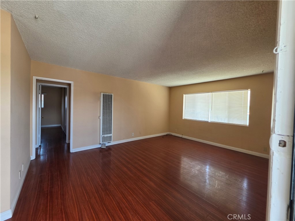 901 Carob Way C Property Photo 4