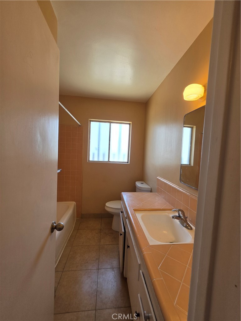 901 Carob Way C Property Photo 10