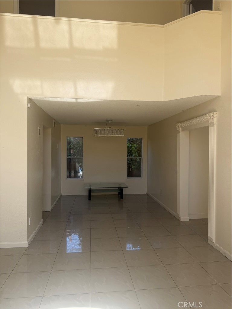 507 Coudures Way Property Photo 6