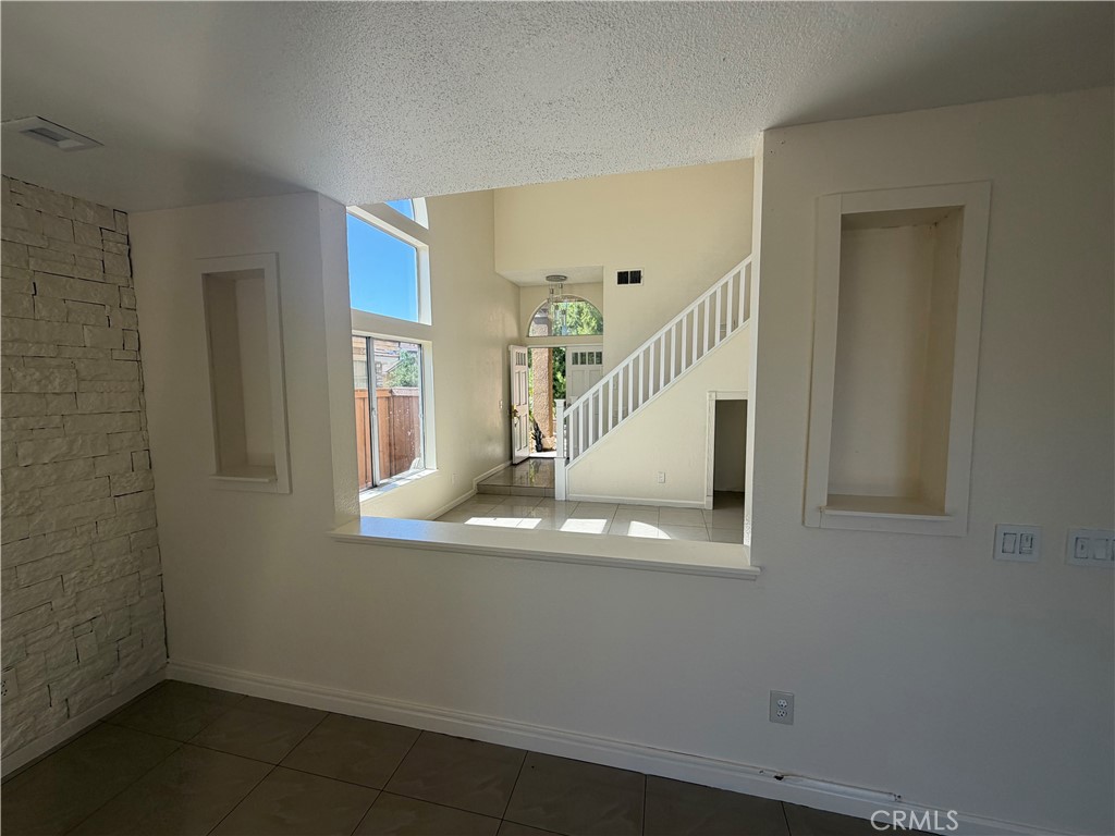 507 Coudures Way Property Photo 7