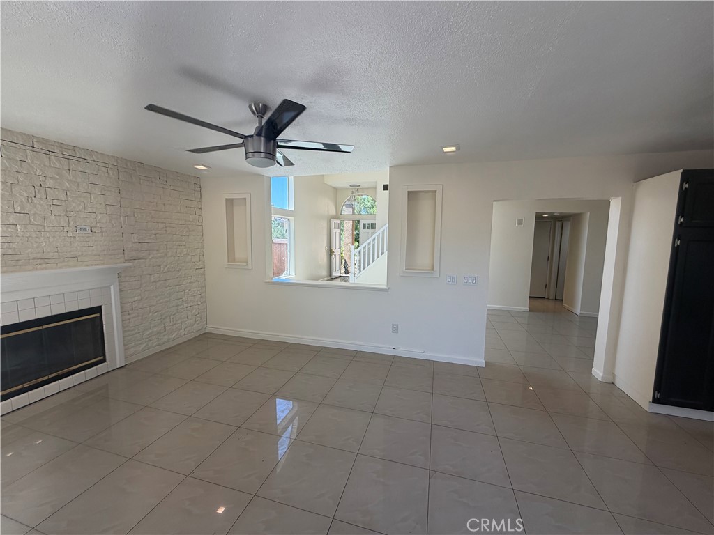 507 Coudures Way Property Photo 10