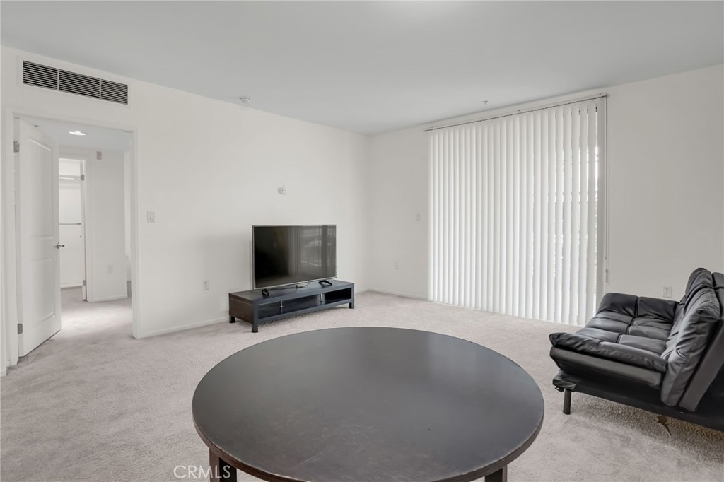 267 S San Pedro 217 Property Photo 12