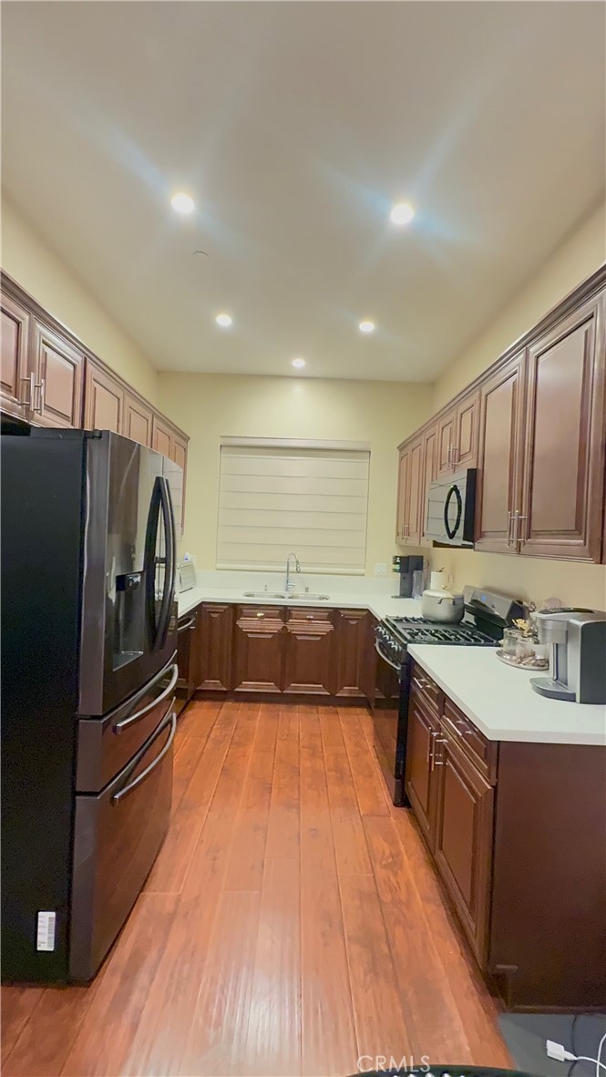 7611 Lilly Way Property Photo 4