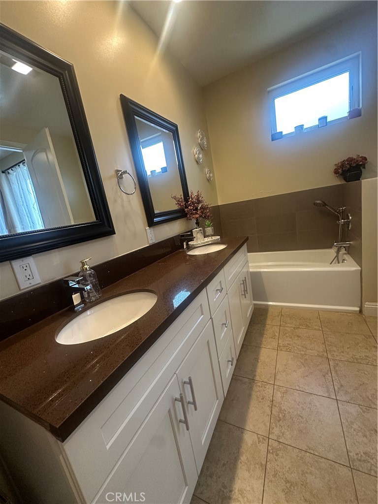 7611 Lilly Way Property Photo 11