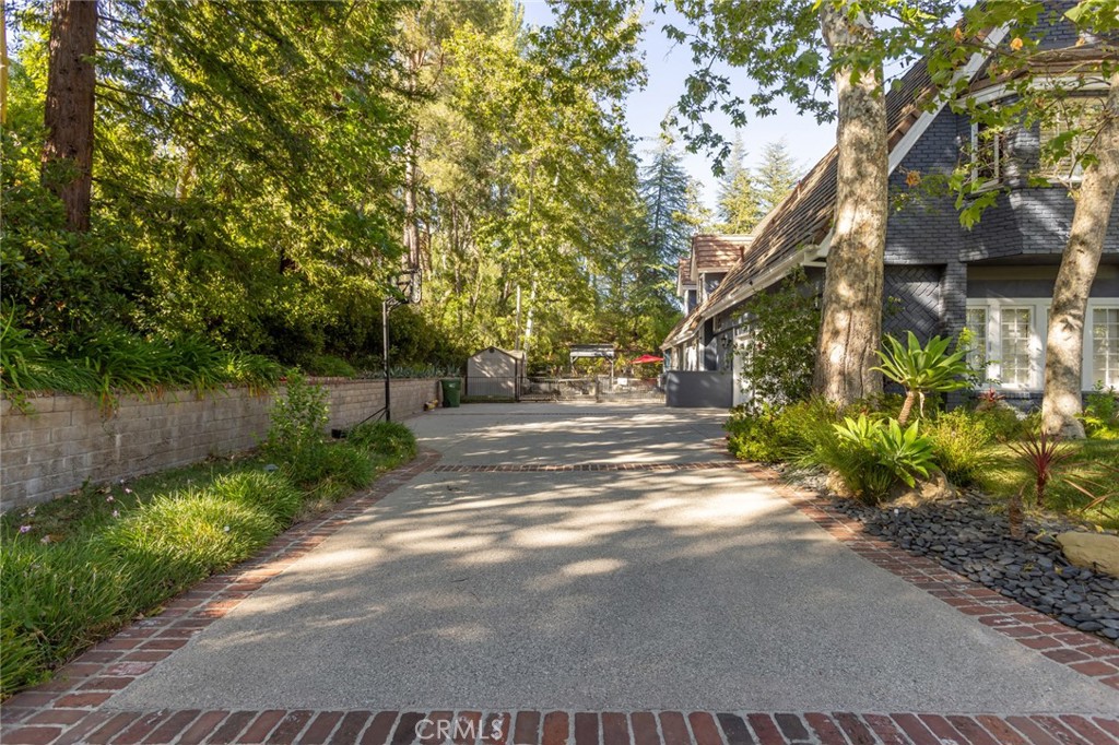 29155 Old Mill Creek Property Photo 4