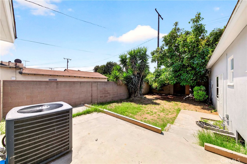 639 N Nora Property Photo 6