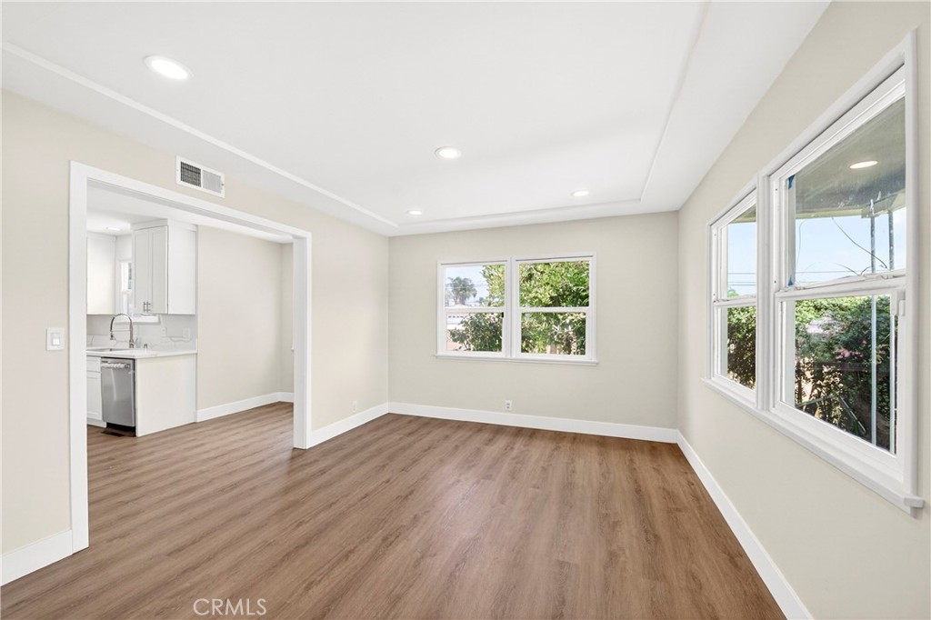 639 N Nora Property Photo 8
