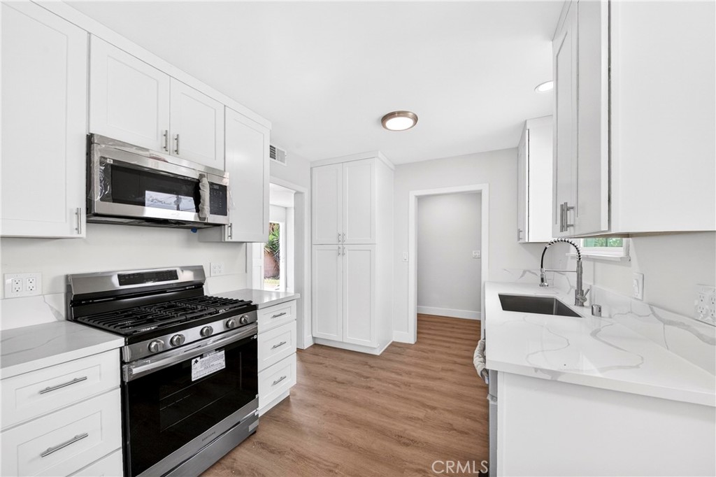 639 N Nora Property Photo 18