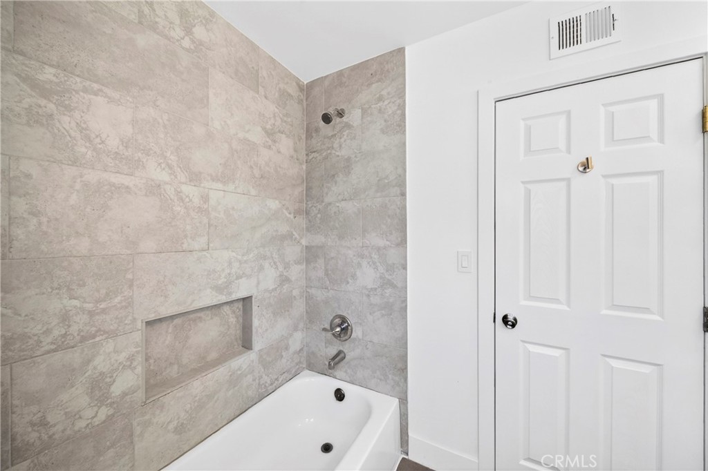 639 N Nora Property Photo 33