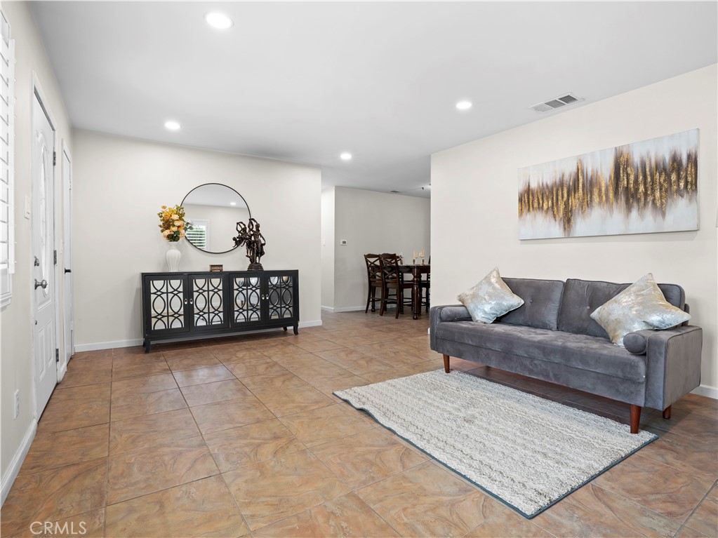 1647 South Rama Drive Property Photo 2