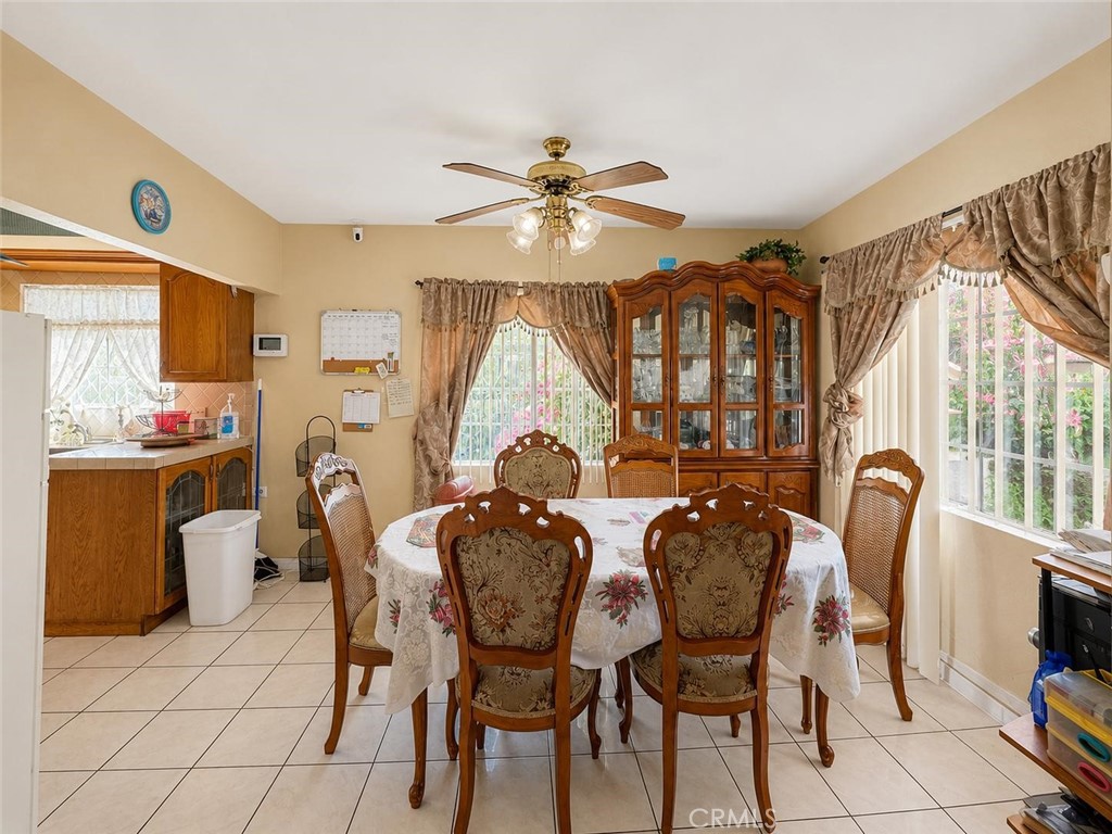 3942 Gleason Street Property Photo 5