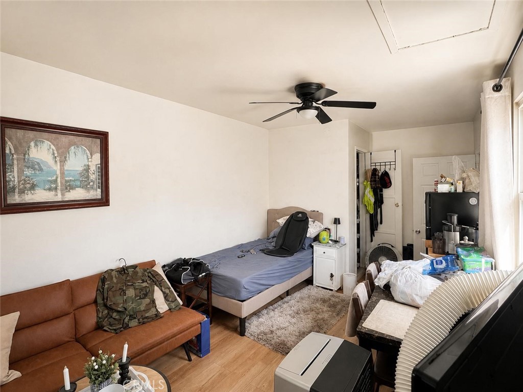 3942 Gleason Street Property Photo 25