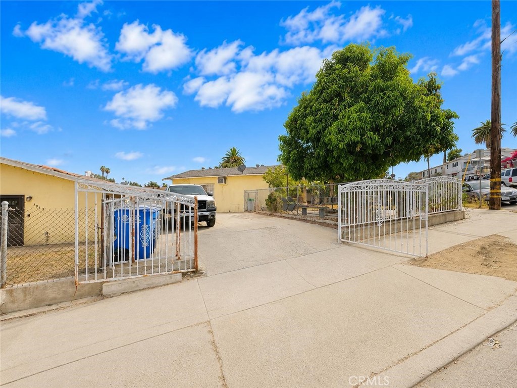 3942 Gleason Street Property Photo 40