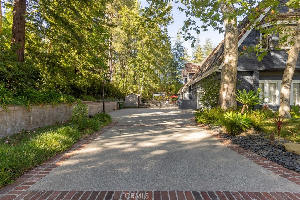 29155 Old Mill Creek Property Photo 4