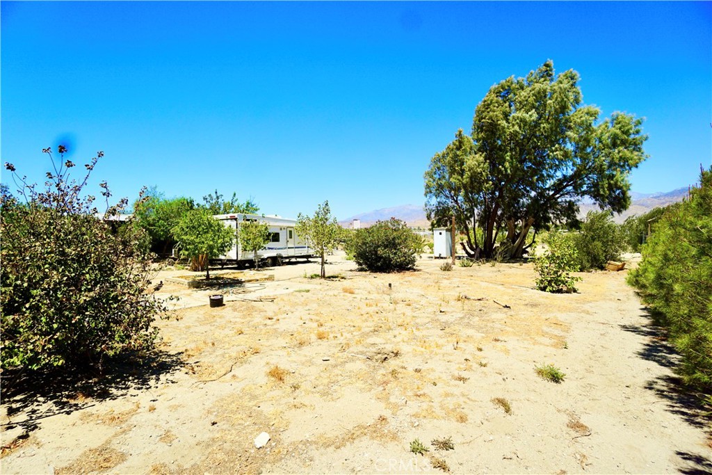 14993 Broadway Property Photo 10