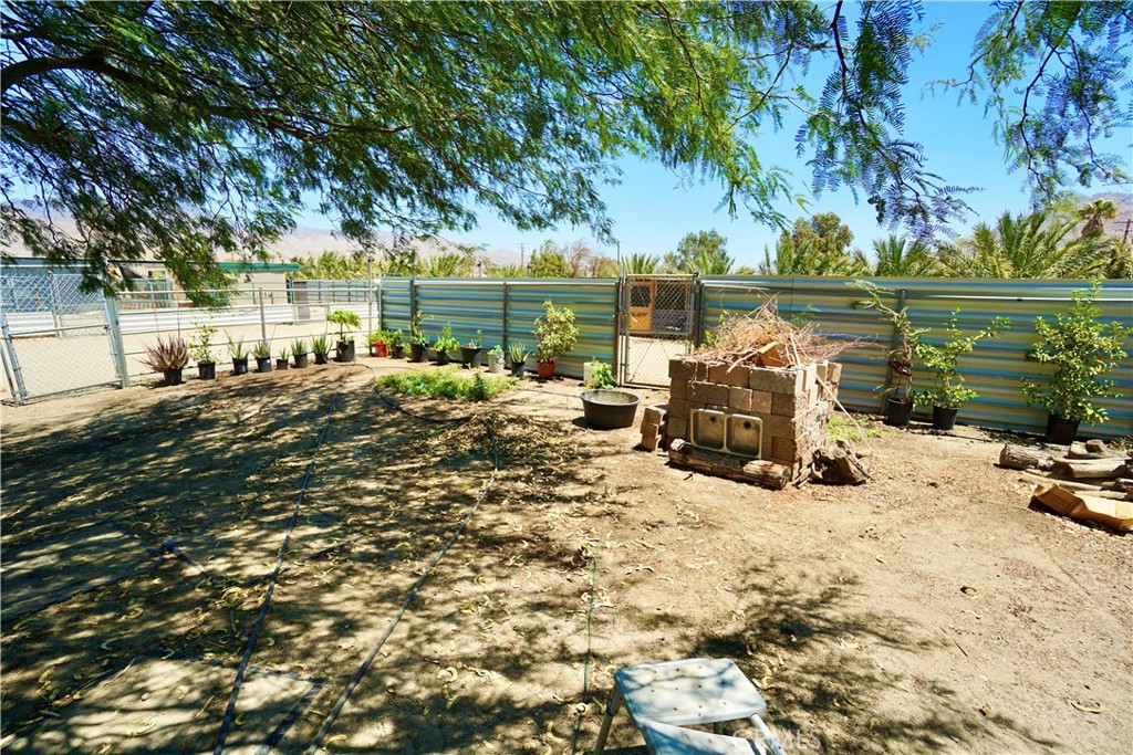 14993 Broadway Property Photo 34