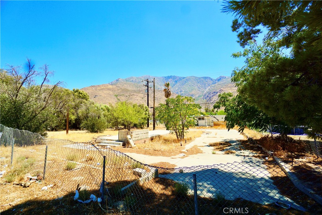 52077 Maxine Property Photo 3