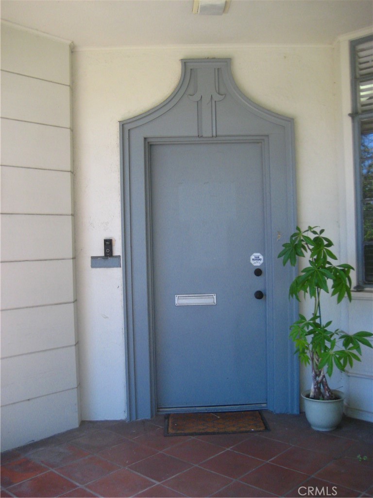 1635 Chelsea Road Property Photo 2