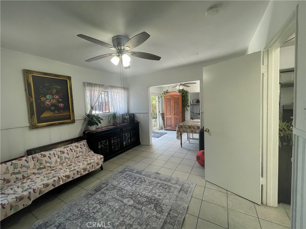 6214 S Western Property Photo 34