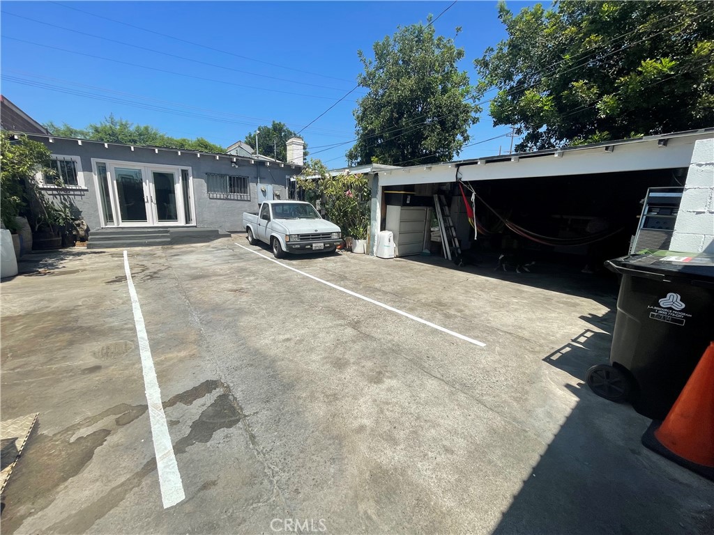 6214 S Western Property Photo 48