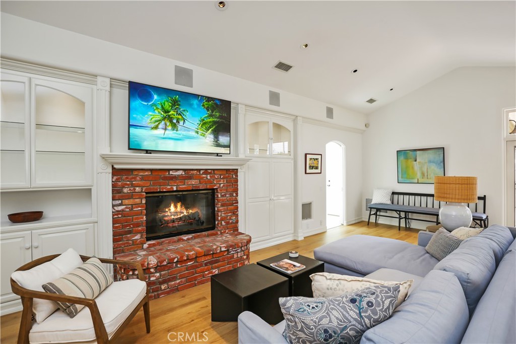 308 Orchid Avenue Property Photo 5