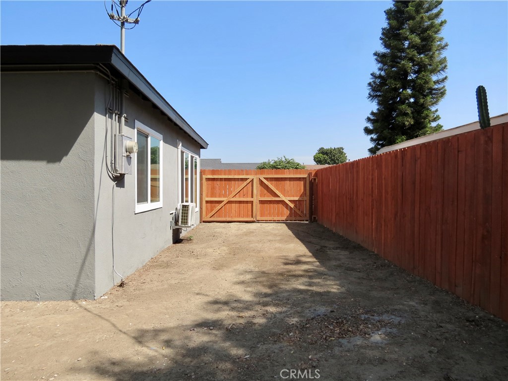 4950 E San Rafael Property Photo 18