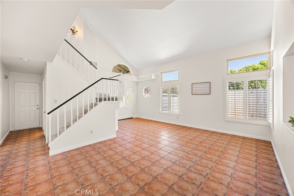 15521 Ficus Street Property Photo 8