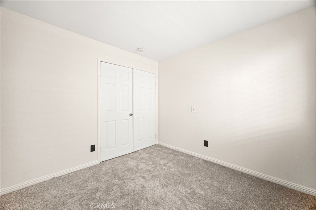 15521 Ficus Street Property Photo 19