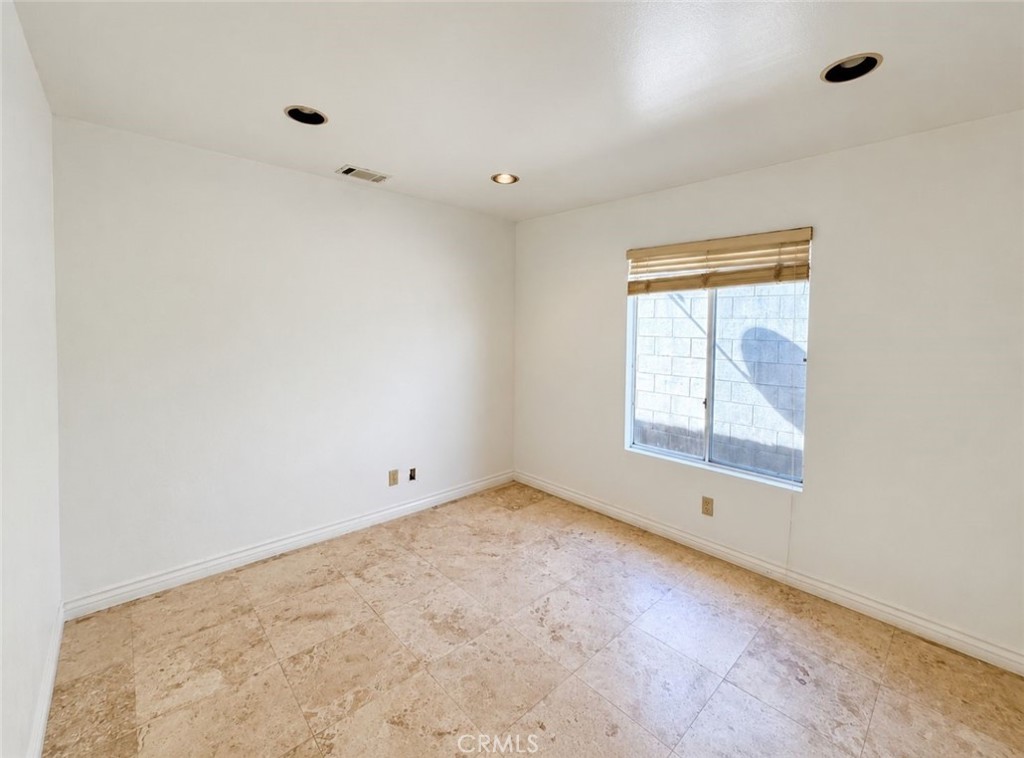 230 Oranut Lane Property Photo 13