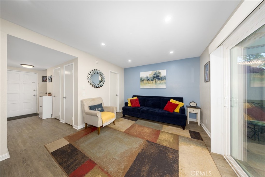 855 Las Lomas B Property Photo 4