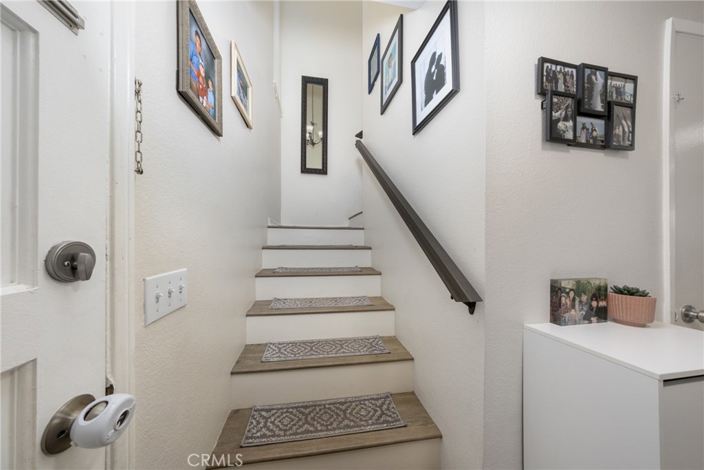 855 Las Lomas B Property Photo 15