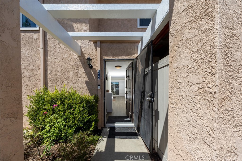 855 Las Lomas B Property Photo 23